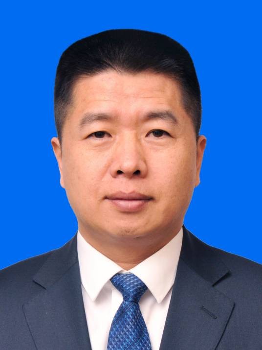 曹萍（新疆生产建设兵团第四师可克达拉市党委副书记、第四师师长，可克达拉市人民政府党组书记、市长）