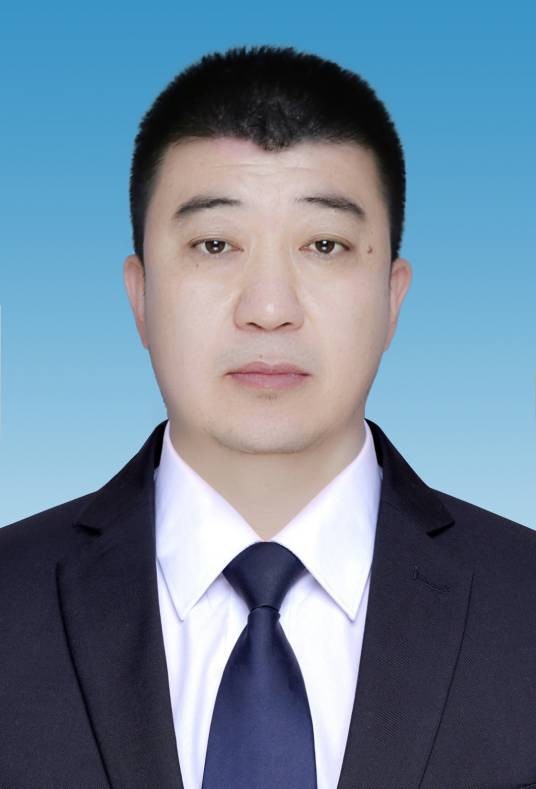 张柱（宁夏回族自治区银川市西夏区教师发展中心主任）