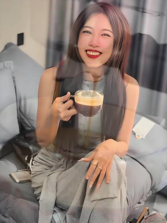 傣族大眼姐姐