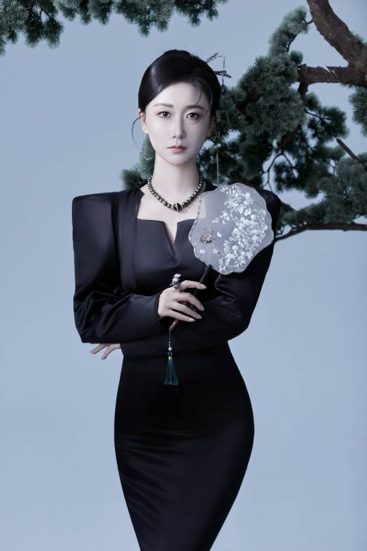 金吉儿（艺术品收藏鉴赏家）