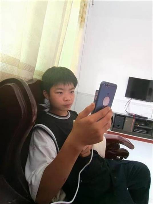 李宗江（江西乐平市上长坞村14岁失踪遇难男孩）