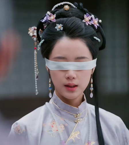 沈明珠（古装微短剧《掌上珠》中的角色）
