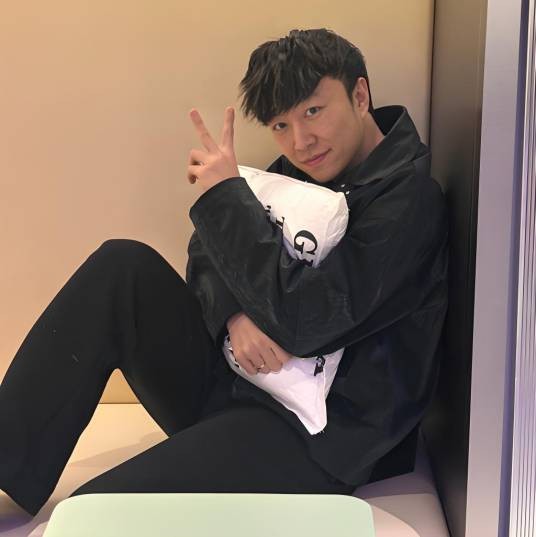 捷捷依