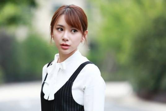 万嘉妮
