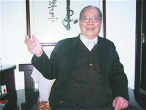 张万真（著名吕剧表演艺术家、戏曲教育家）