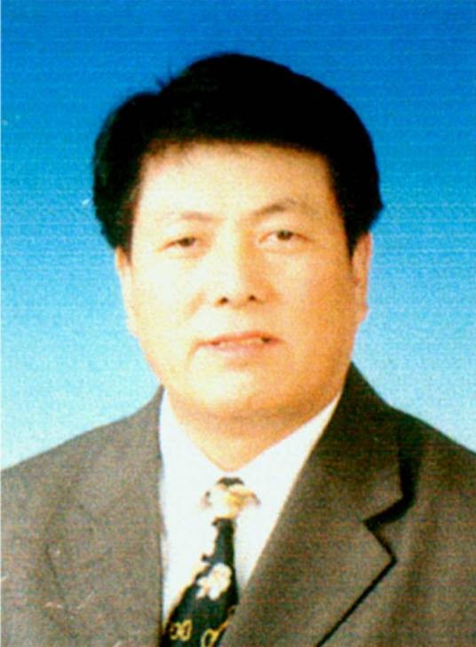李春友(中国工程师、工艺美术师)