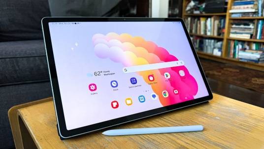 三星Galaxy Tab S9 FE+