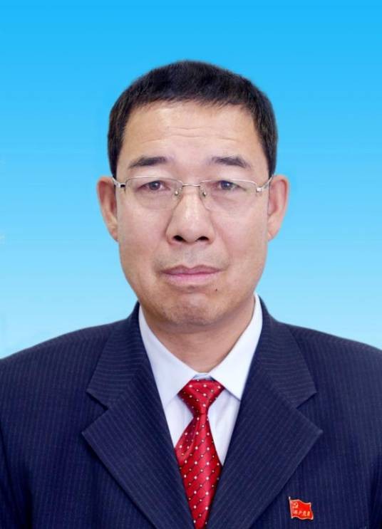 薛剑（包头市白云鄂博矿区政协党组书记、主席）