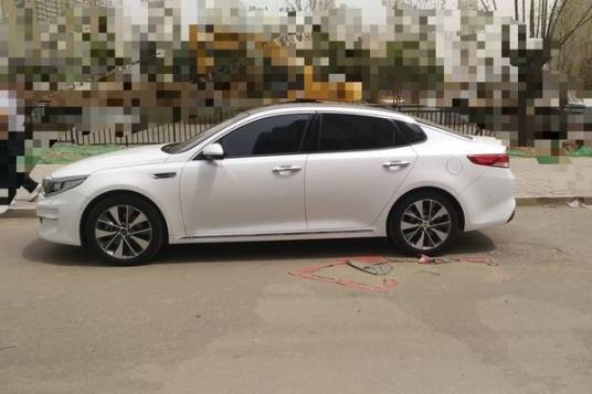 起亚K5 2.0L 自动