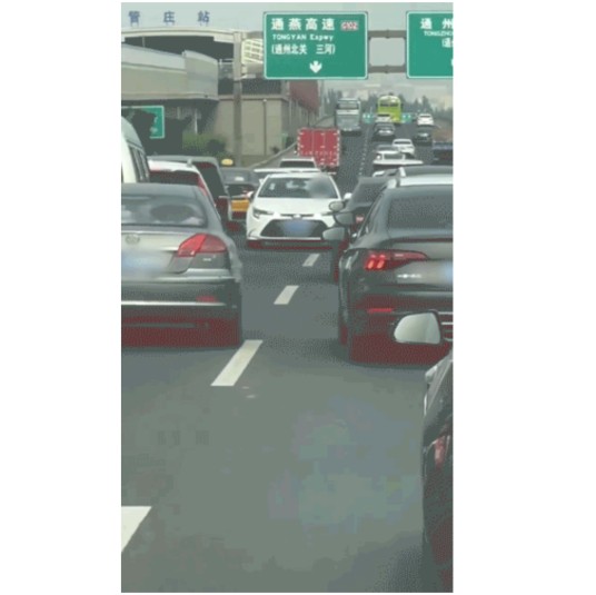 5·18京通快速路逆行事件