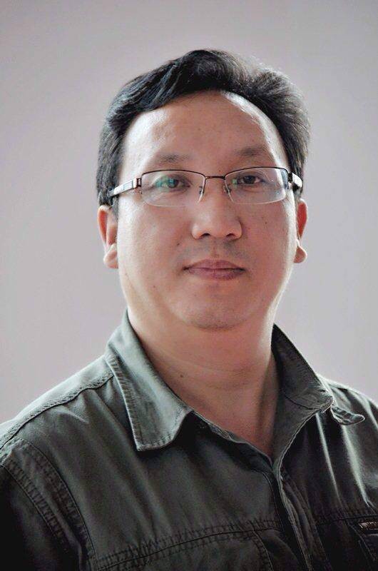 李旭昊（记者、书画评论家）