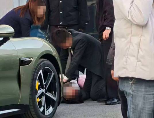 12·15杭州下沙小米交付中心车祸事件