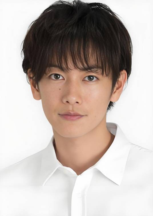 萩尾律