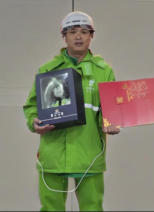 杜勇龙