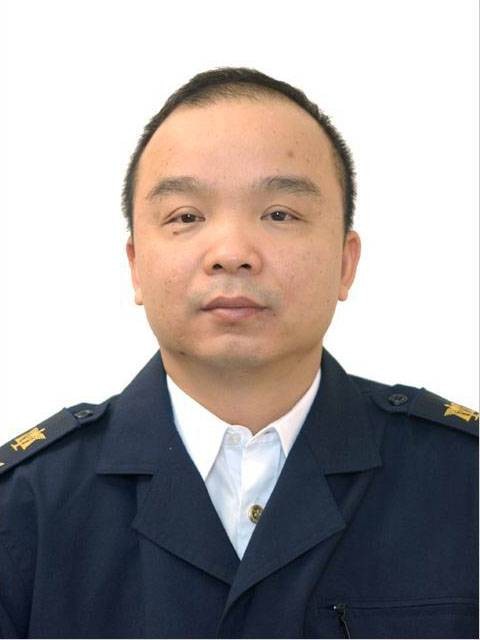 钟文强(深圳出入境检验检疫局副局长)