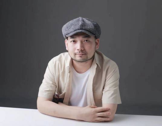 韩鹏(中国内地男演员、配音演员)