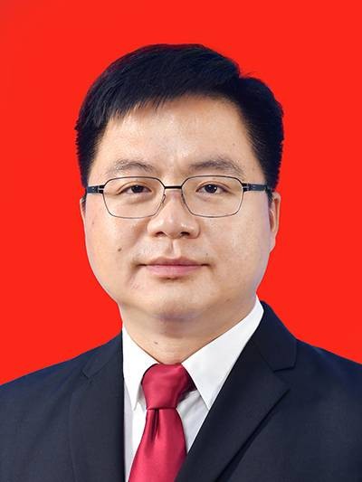 戴圣伟