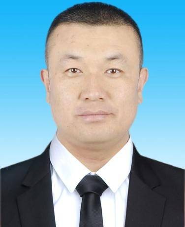 徐东东（内蒙古自治区呼和浩特市商务局党组成员、副局长）