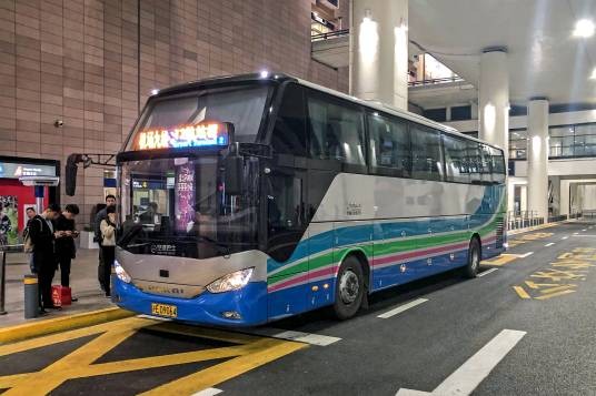 上海公交机场九线