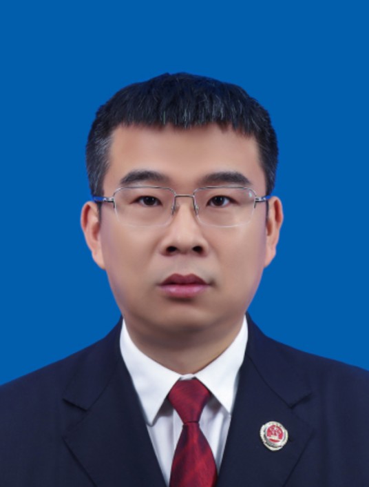 王铁(黑龙江省绥化市兰西县人民检察院检委会专职委员,一级检察官)