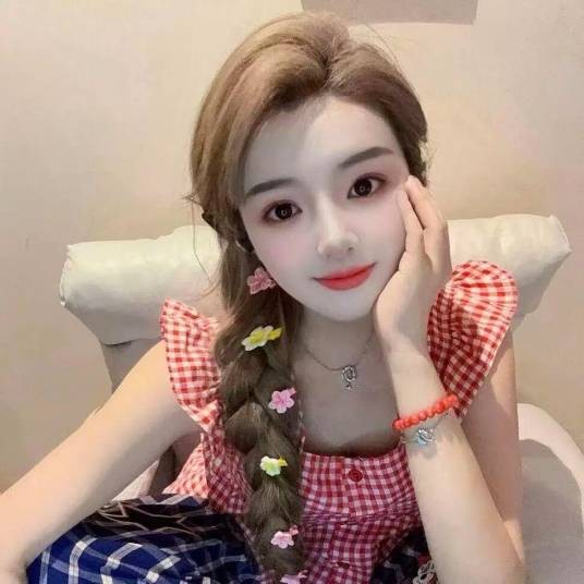 尹立肖