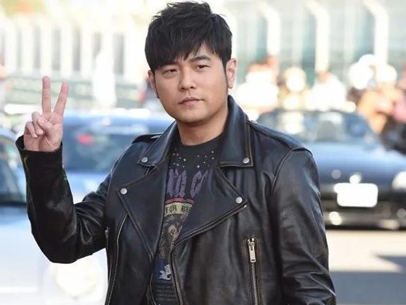 网友们都在讨论周杰伦胖了，对此你觉得他胖了吗？