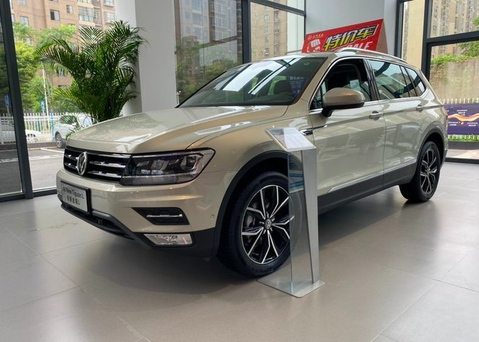 实拍2021款大众途观L!提供5座/7座,售21.58万元起