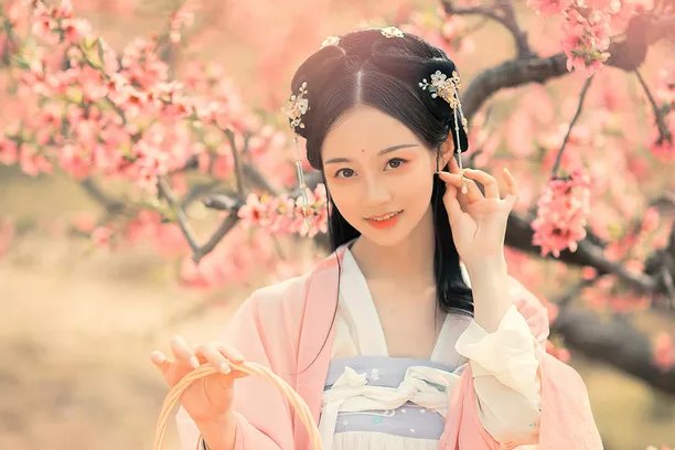 一生一世美人骨里的太子是梅行嘛