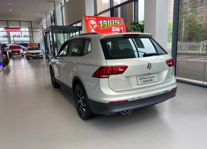 实拍2021款大众途观L!提供5座/7座,售21.58万元起