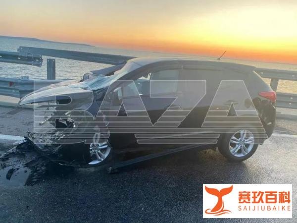 刻赤大桥爆炸，克里米亚居民开始逃离半岛