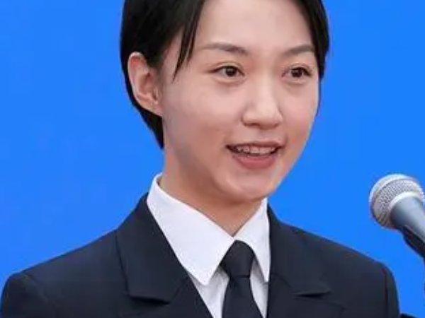 朱悦萌爸爸是谁？