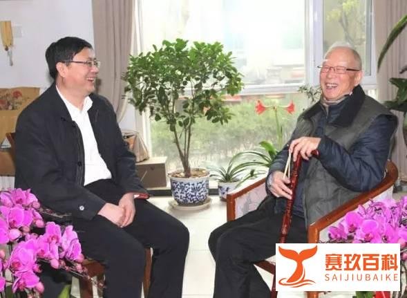 陈吉宁亲切看望慰问曲格平、周生贤