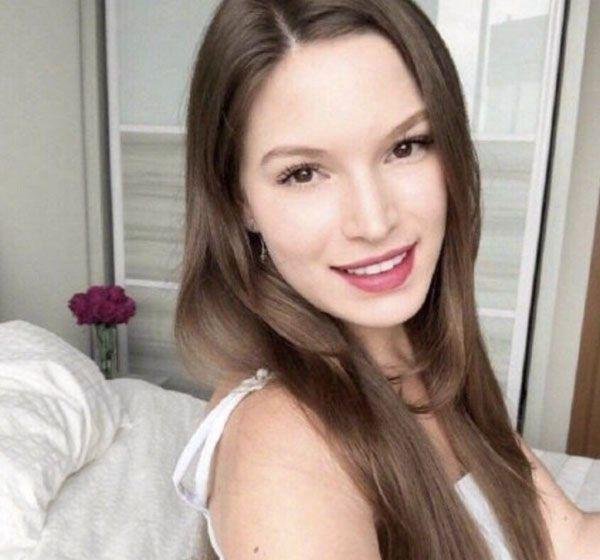 蒋劲夫承认新恋情，女方是乌拉圭人，身材火辣不输模特