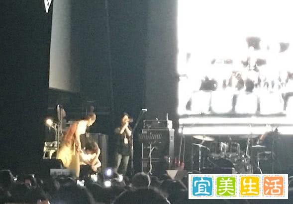 炎亚纶生日会,谈出柜风波,三度落泪,表示将诚实面对自己
