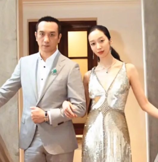 黄觉老婆麦子个人资料 年龄