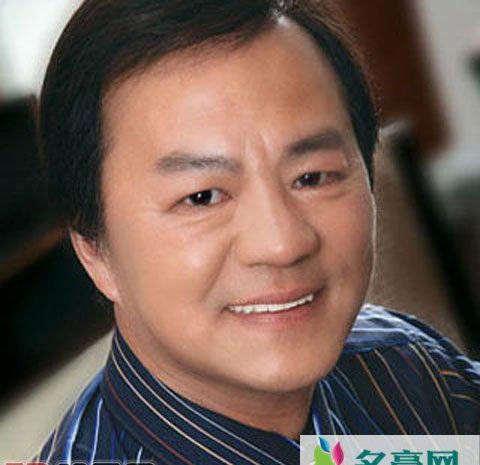 狄龙儿子是谁 在李小龙去世之前狄龙就很红了