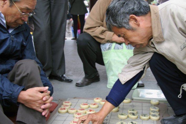 舍车保帅是什么意思