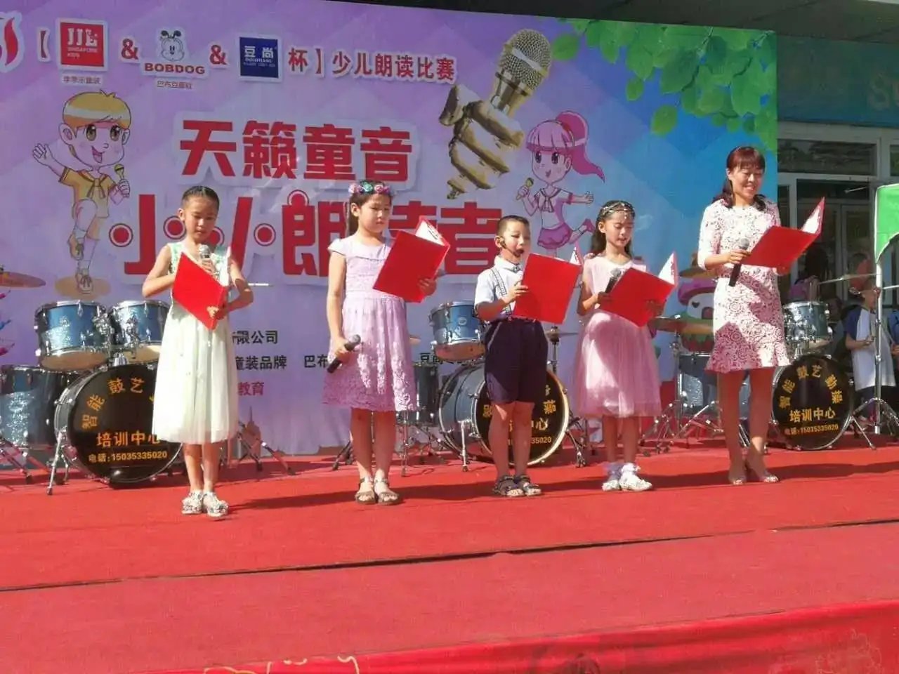 杭州一初中女生看自己5岁视频一脸不可思议,你有过这样的体验吗?