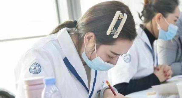 武汉美容学校学费要多少钱