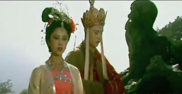 终于知道为什么喝了女儿国子母河的水生下的都是女儿了