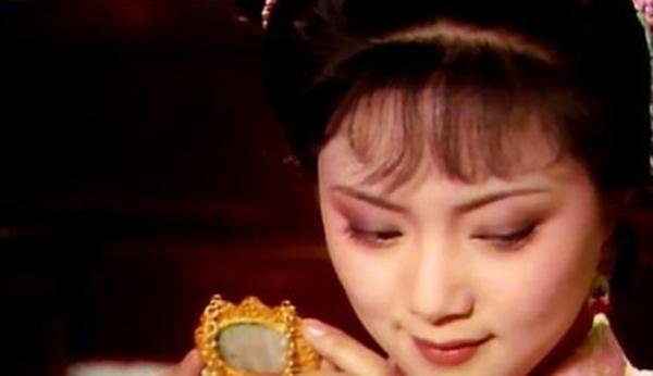 红楼梦里的选秀之谜:薛宝钗待选的是宫女还是秀女?