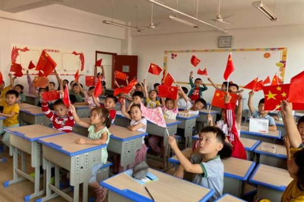 一年级小学生对祖国说一句话