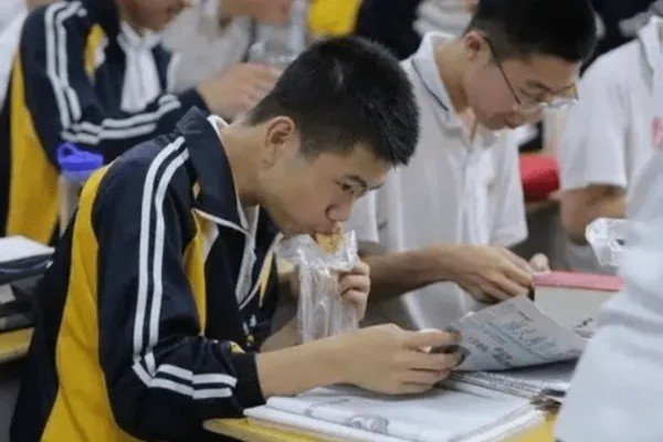 息县一高招生办联系方式