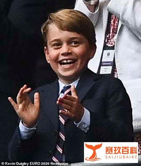乔治小王子目睹英格兰丢冠表情 这是咋情况?