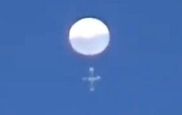 日本上空再次出现“神秘白球”,当地给出了什么解释?