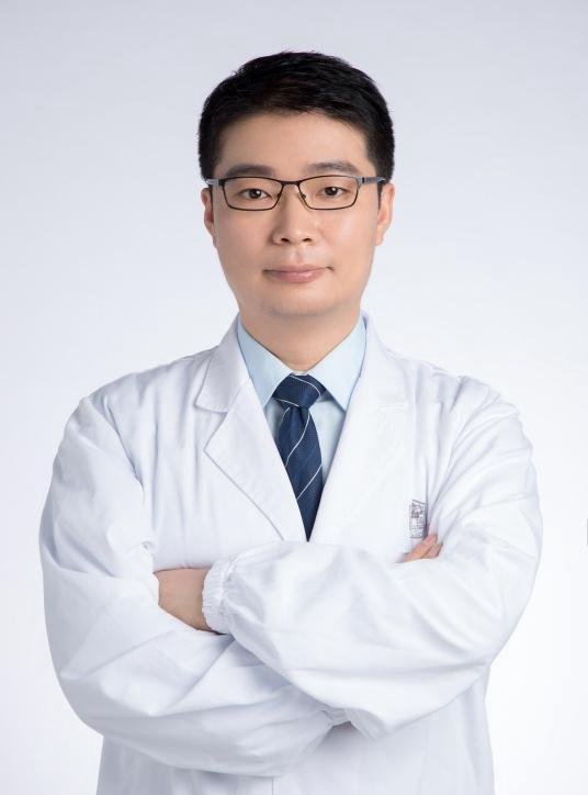 甲流阳性率持续上升，专家建议暂缓春游出行。网友：甲流也拦不住裸奔的心