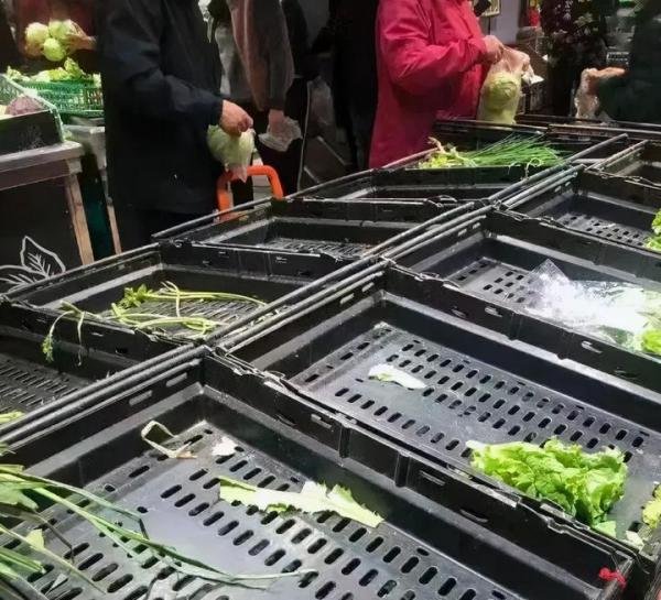 为什么突然要“囤粮囤菜”，两岸真要开打？回应干净利索