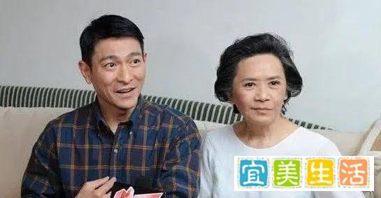 帮刘德华还4千万债务, 晚年被子女啃老到破产, 今被华仔宠上天