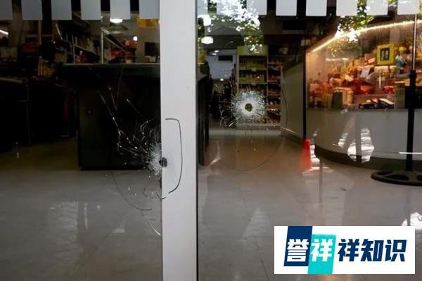 两名枪手给梅西留下威胁信息