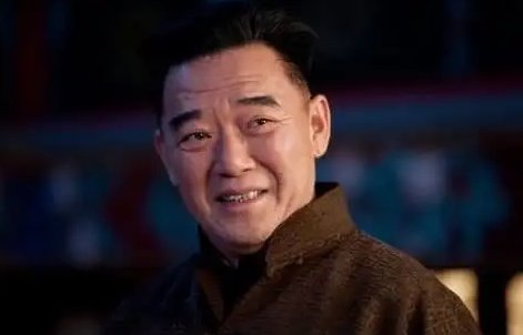 李立群澄清吃酱鸭闹肚子事件,网友对此是如何评价的?